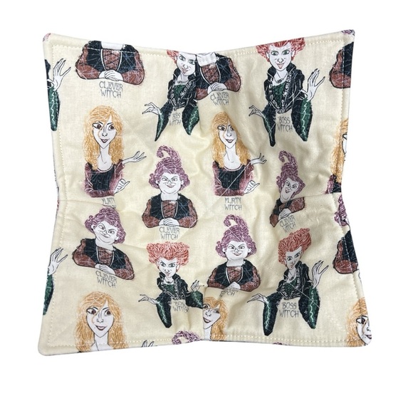 Hand Crafted Bowl Cozy Bowl Holder Microwavable  Cotton Padded Hocus Pocus Witch - Picture 1 of 10